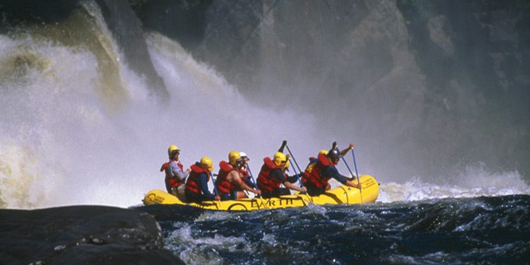 rio-magpie-canada-america-river-rafting